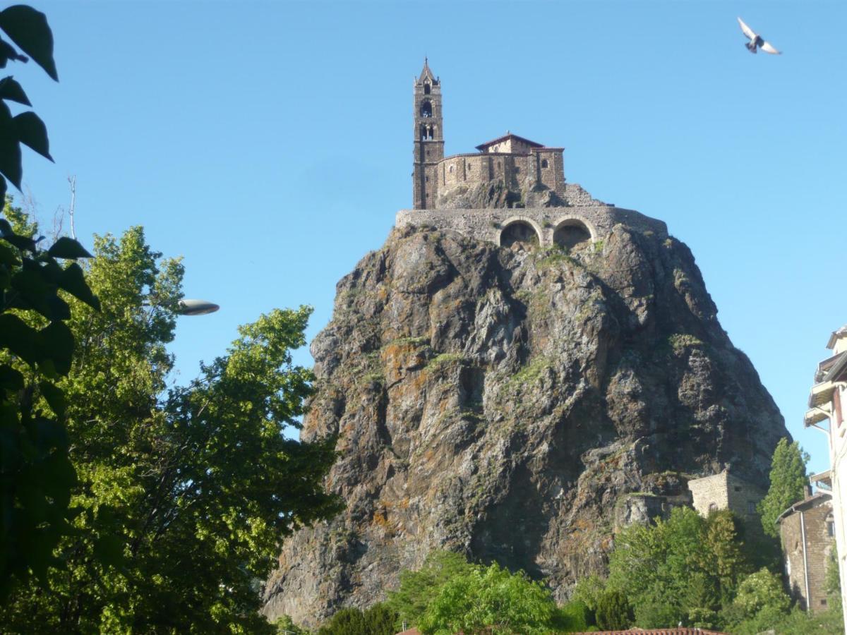 Apartamento Le Petit St Clair Le Puy-en-Velay Exterior foto