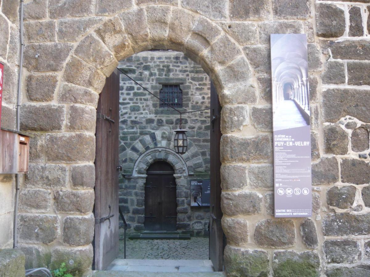 Apartamento Le Petit St Clair Le Puy-en-Velay Exterior foto